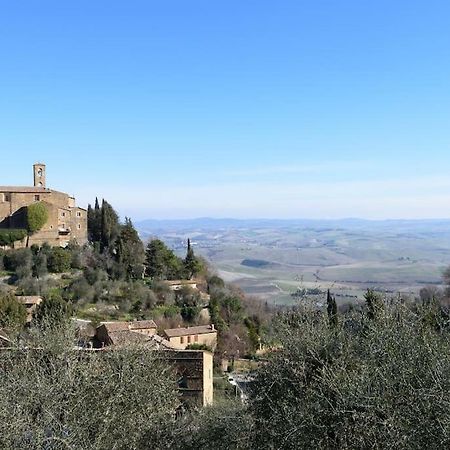 A Tuscan View Hotel Montalcino Exterior foto